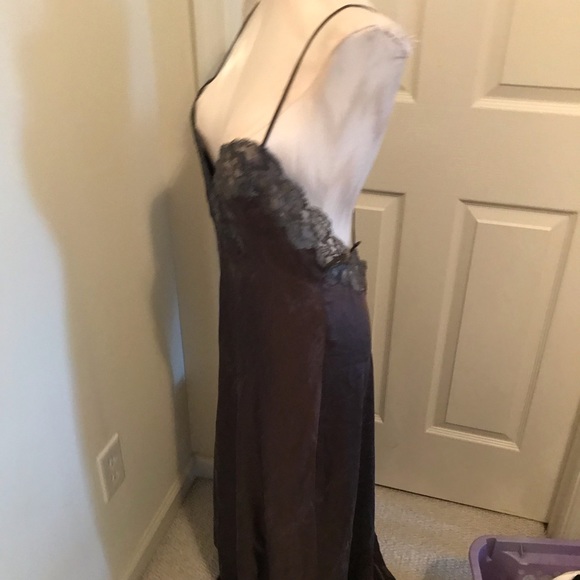 Donna Karan nightgown size M 100% silk hospital fashion show item $325 - Picture 5 of 12